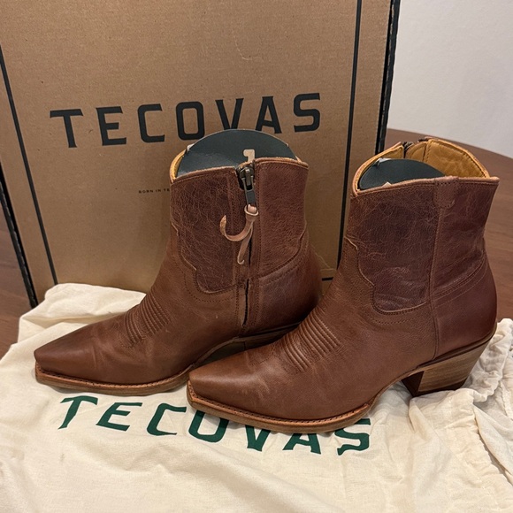 Women’s Tecovas The Daisy boots